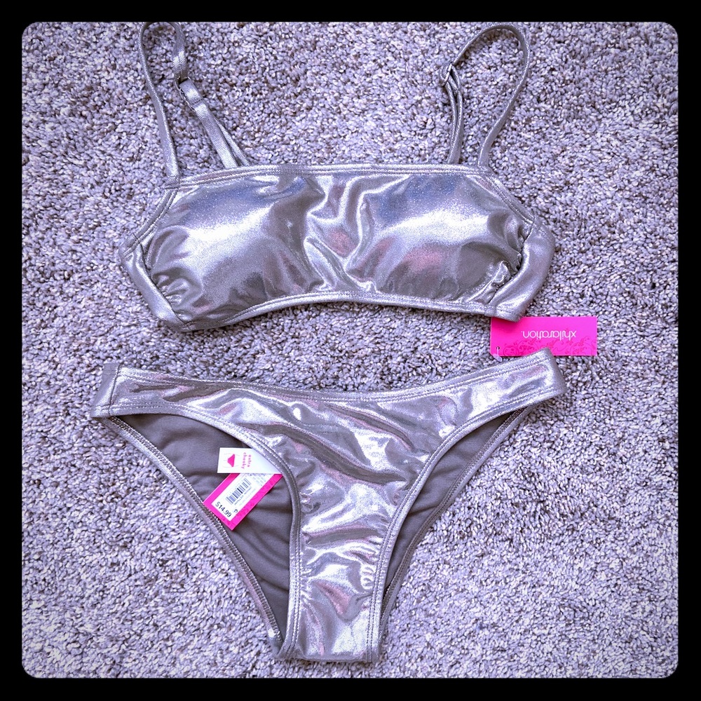 Two-piece bathing suit